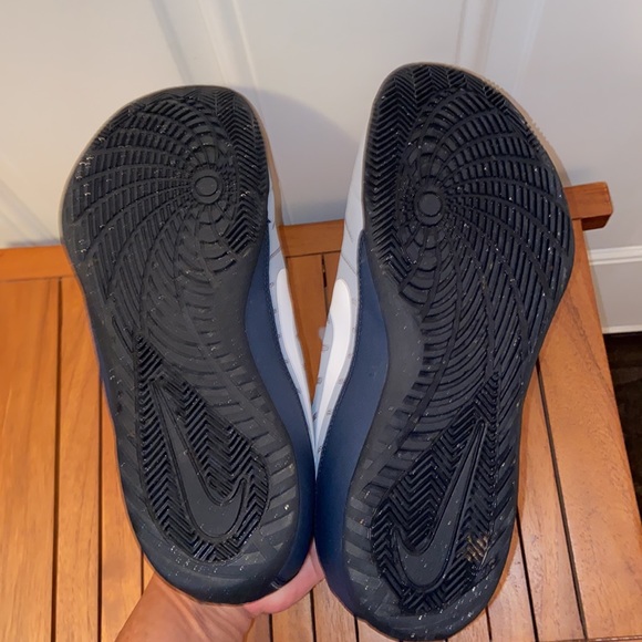 nike air mavin basketball shoes